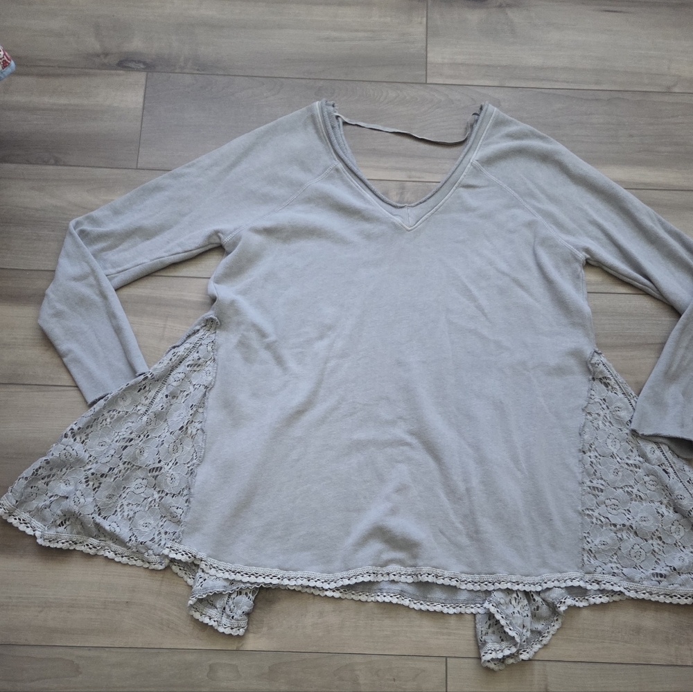 Free People Light Gray Lace Trim Long Sleeve Top
